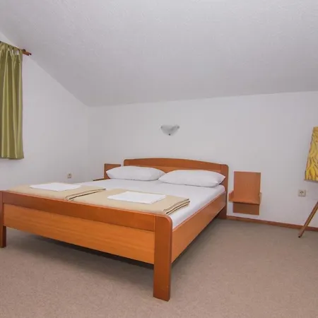 Rustika Bed & Breakfast Malinska