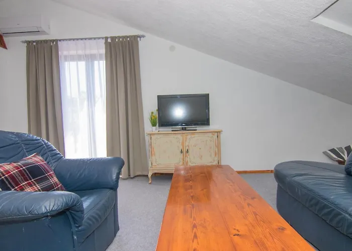 Rustika Oda ve Kahvaltı 4*